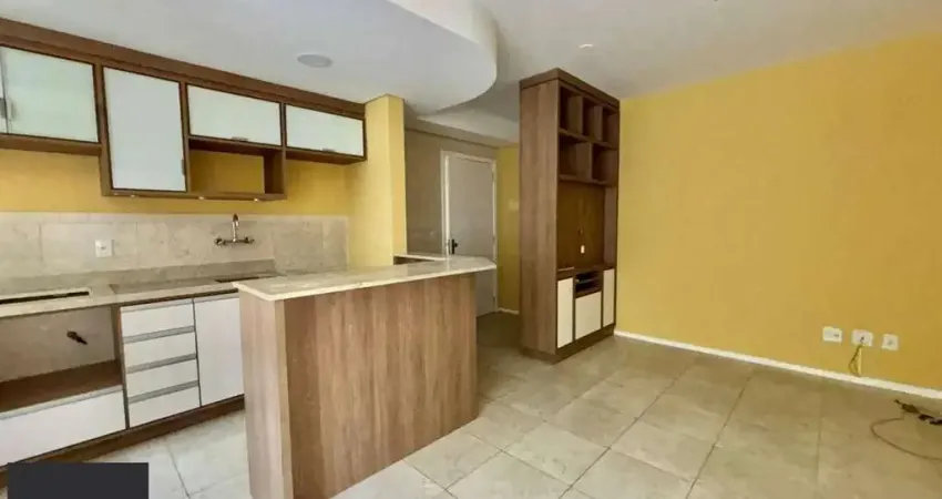 Apartamento no Bairro Ipanema-  2 Dormitórios