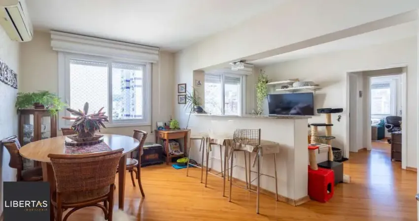 Apartamento com 2 dormitórios e 1 vaga de garagem no Bairro Santana
