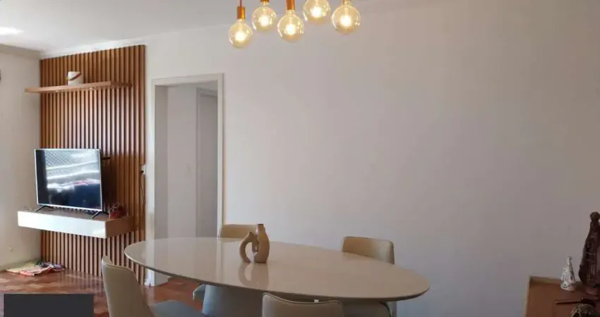 Apartamento de 2 dormitórios com vaga de garagem e sacada no Bairro Santana