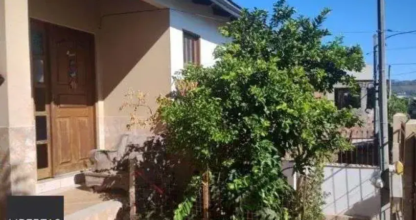 Casa com 3 quartos à venda na Beco Dois da Rua José Grimberg, 205, Costa e Silva, Porto Alegre