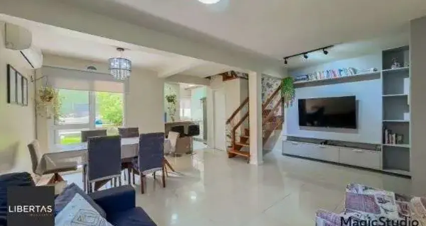 Casa em Condomínio com 3 quartos, 2 vagas e 261.61m²