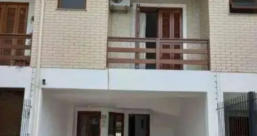 Casa com 3 quartos para alugar na Rua Carlos Frederico Albers, 34, Espírito Santo, Porto Alegre