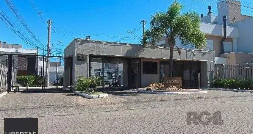 Casa em condomínio 3 D , 1 Suite e possibilidade de 4 dormitório no térreo