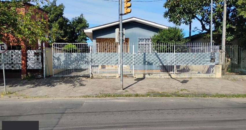 casa térrea 3 dormitórios com 2 vagas cobertas e demais descobertas no bairro cristal