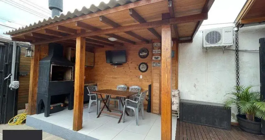 Duas casas no mesmo terreno, 3 vagas para carro, no bairro Sarandi, em Porto Alegre, RS