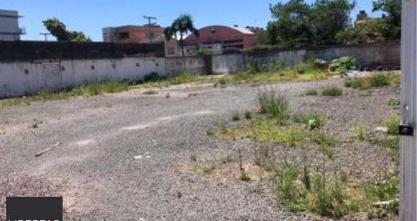 Terreno de esquina 847m²