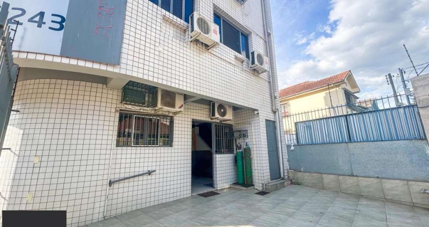 Ponto Comercial no Bairro Menino Deus.