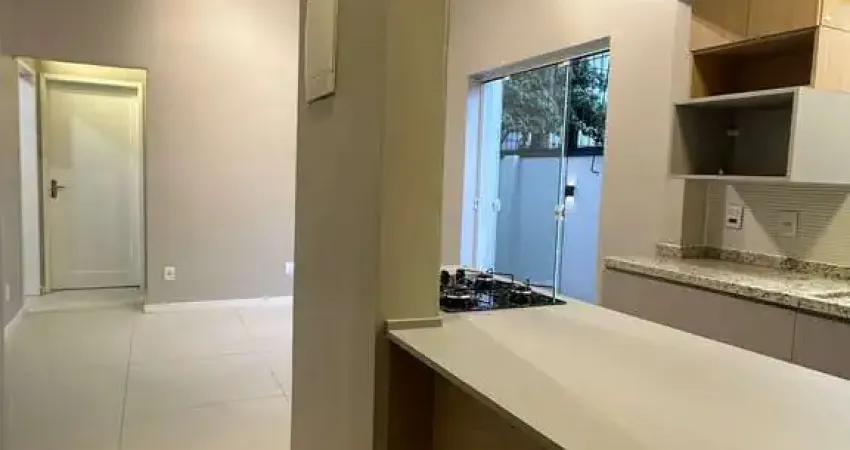 Apartamento de 2 dormitórios térreo no bairro Rio Branco