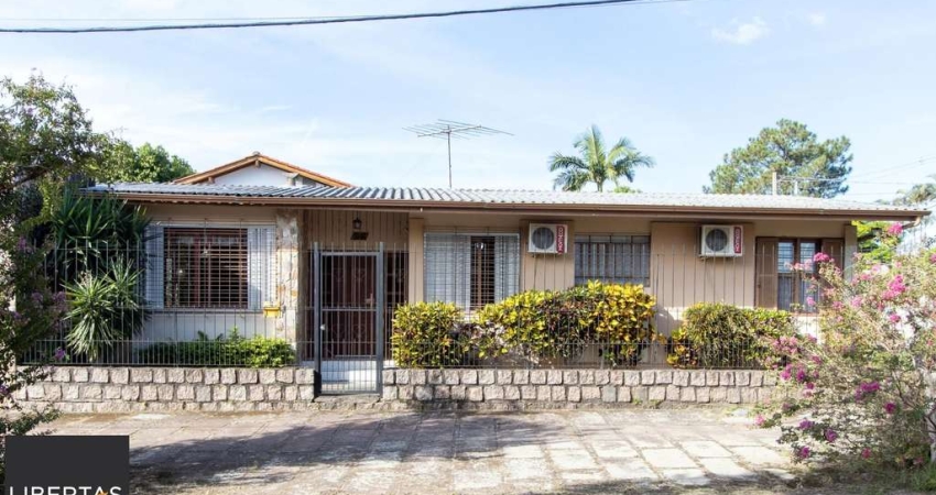 Casa para Venda - 180m², 3 dormitórios, sendo 1 suites, 2 vagas - Ipanema