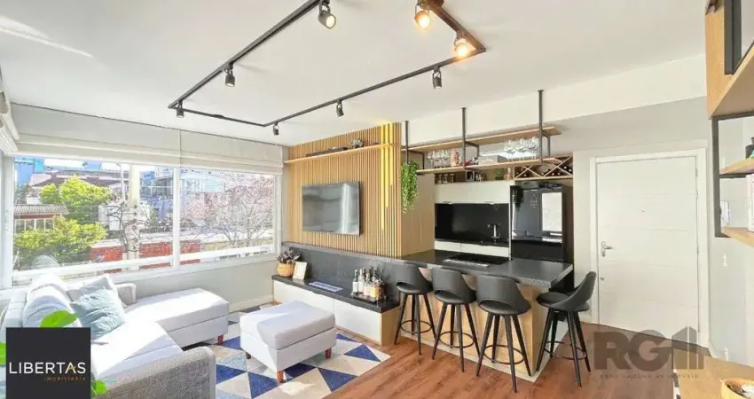Apartamento Semimobiliado à Venda - 70 m² no Bairro Menino Deus