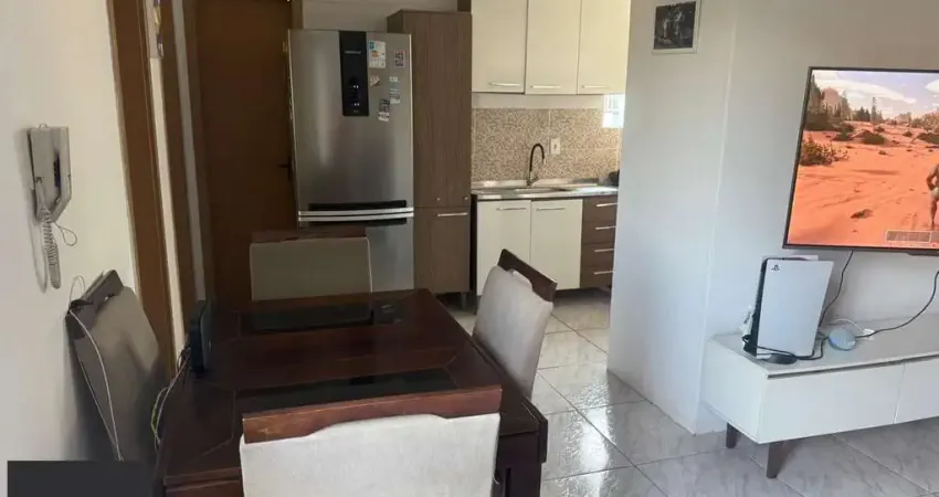 Apartamento 02 dormitórios com vaga rotativa.