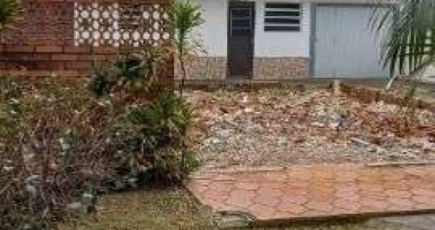 Terreno em Porto Alegre, no bairro Tristeza, à venda.