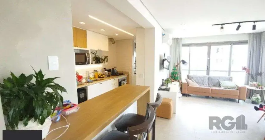 Apartamento 03 dormitórios - 106 m² - 1 vaga dupla Menino Deus