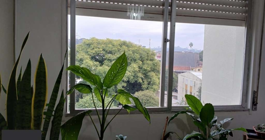 Apartamento de 02 dormitorios na Rua Nunes,bairro Medianeira -Porto Alegre