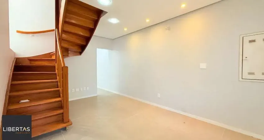 CASA 230m² 5 QUARTOS/SALAS, 3 VAGAS DE GARAGEM - USO RESIDENCIAL OU COMERCIAL