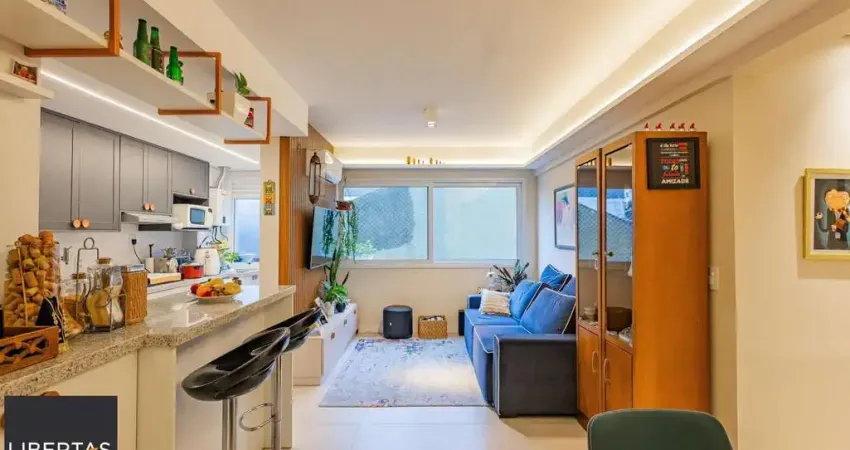Apartamento charmoso no bairro Higienópolis, 2 dormitórios, 01 suíte e 1 vaga de garagem.