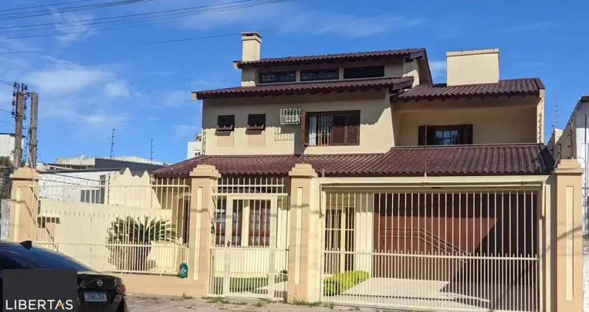 Casa 348m², 4 dormitórios, 2 vagas no bairro Nonoai