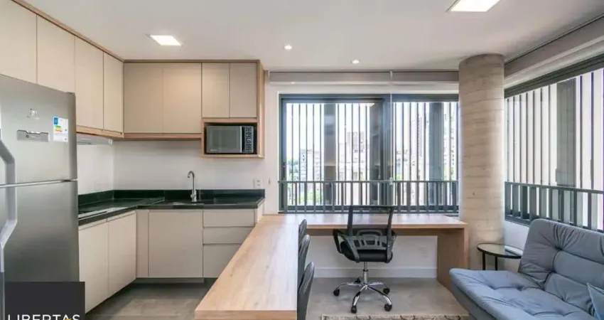 Loft de alto padrão construtivo no bairro Moinhos de Vento, planta de 29,60 m2 privativos com porcelanato, forro em gesso e aberturas em alumínio com vidros duplos.