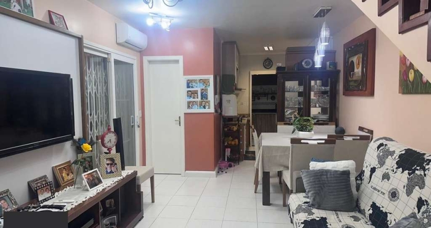 CASA EM CONDOMÍNIO, 2 QUARTOS, SUITE, 2 VAGAS
