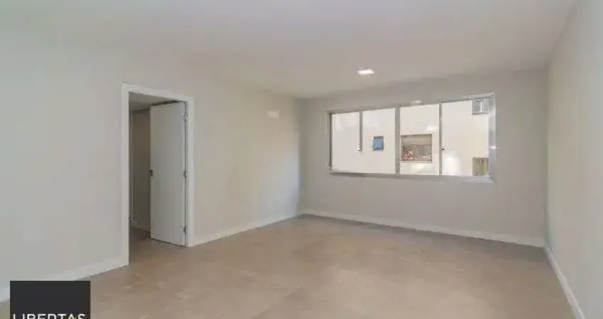 Apartamento reformado com 3 quartos, suíte e 2 vagas – 113 m² -  Mont Serrat