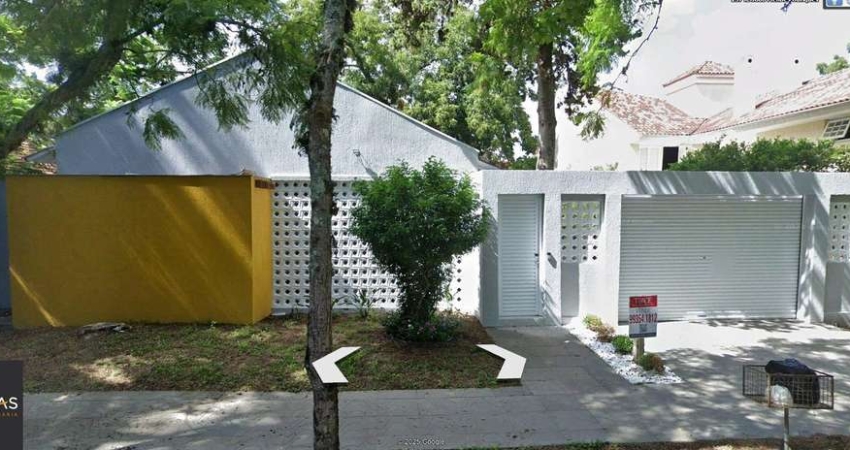 Casa térrea reformada com 5 suítes no Jardim Isabel, zona sul