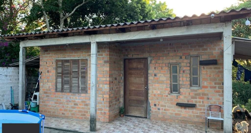 Casa no bairro Belém Velho - 2 dormitórios