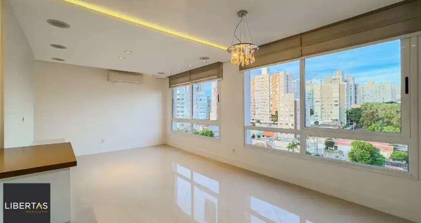 Apartamento com 3 quartos (1 suíte) e 2 vagas no Bairro Passo da Areia.