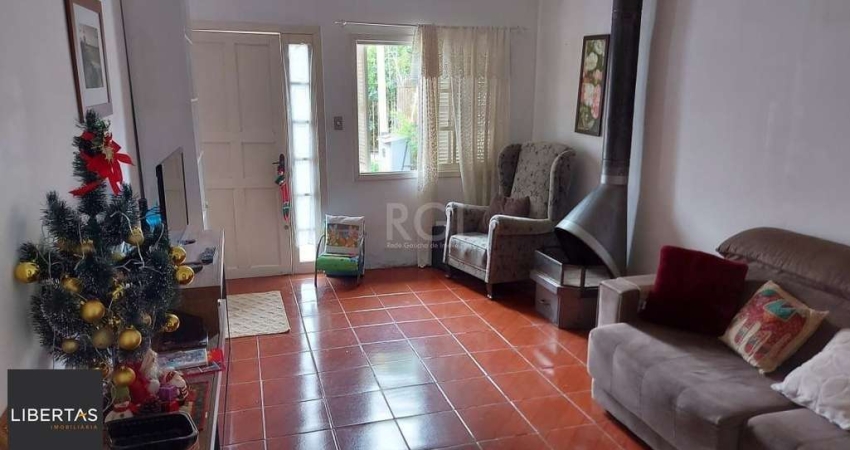 Casa com 2 quartos à venda na Avenida Frei Henrique de Coimbra, 185, Vila Ipiranga, Porto Alegre