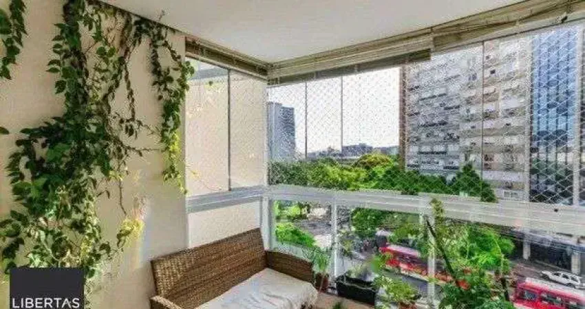 Apartamento de frente com vista panorâmica, sacada,3 dormitórios,1suíte para venda no bairro centro histórico em porto alegre/rs.