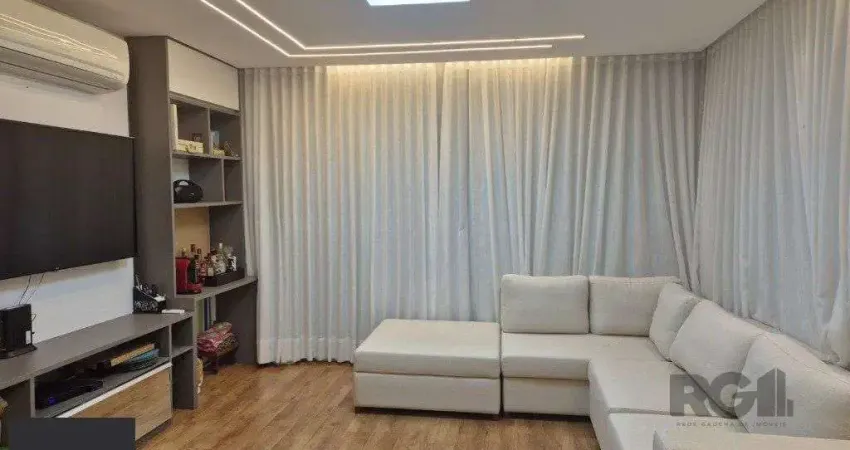 Apartamento 03 dormitorios com suite em Porto Alegre=RS