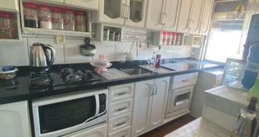Apartamento com 03 dormitórios bairro Humaitá sem garagem