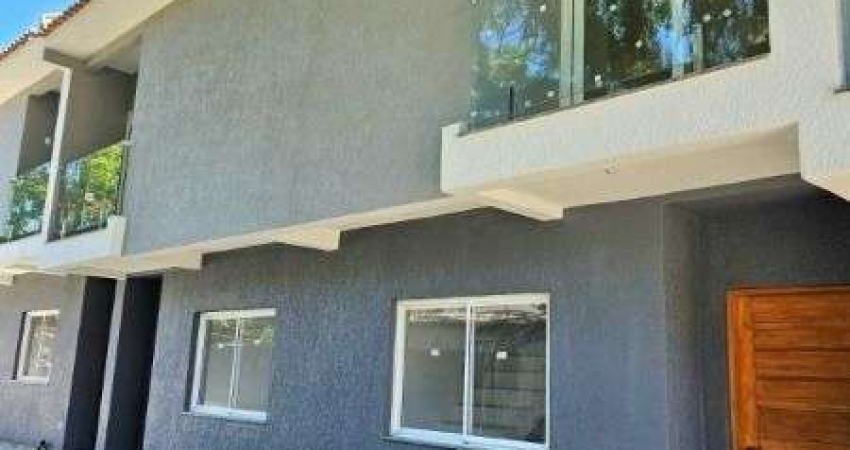 Casa Condominio em Porto Alegre, no bairro Nonoai, com 2 dormitório(s), e 2 banheiros, à venda.