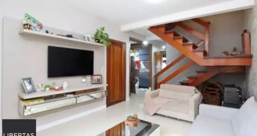 Casa com 2 Dormitórios + Sótão (3º Dormitório) – Ampla, Confortável e Completa