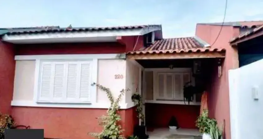 Casa em Porto Alegre, no bairro Hípica, com 3 dormitório(s), e 3 banheiros, à venda.