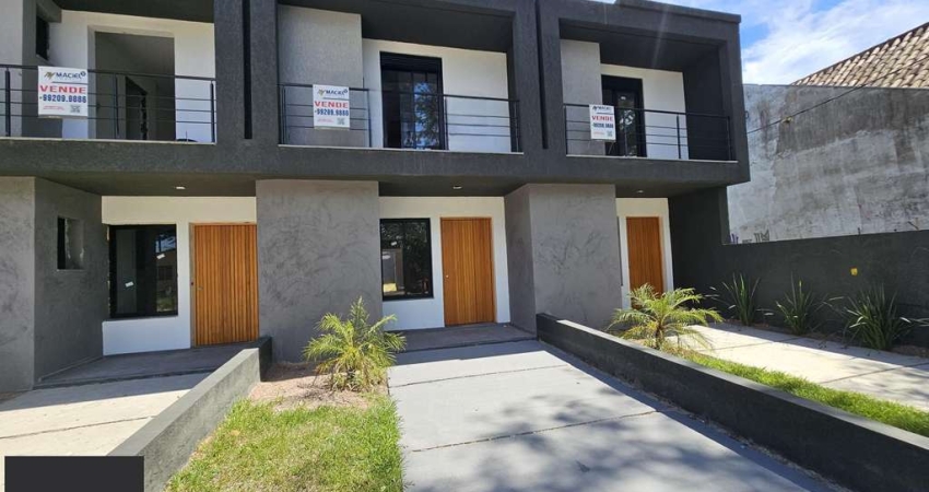 Casa em Porto Alegre, no bairro Aberta dos Morros, com 3 dormitório(s), e 3 banheiros, à venda.