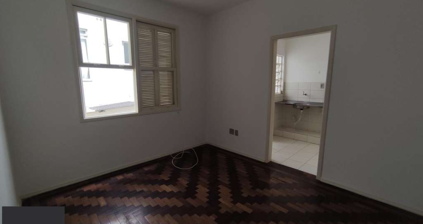 APARTAMENTO 1 DORMITÓRIO | ÚLTIMO ANDAR | DESOCUPADO