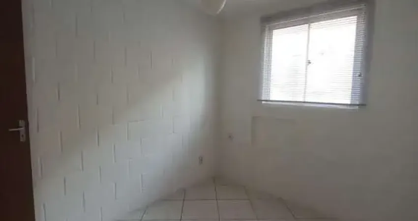 Apartamento com 02 dormitórios com estacionamento por convenção