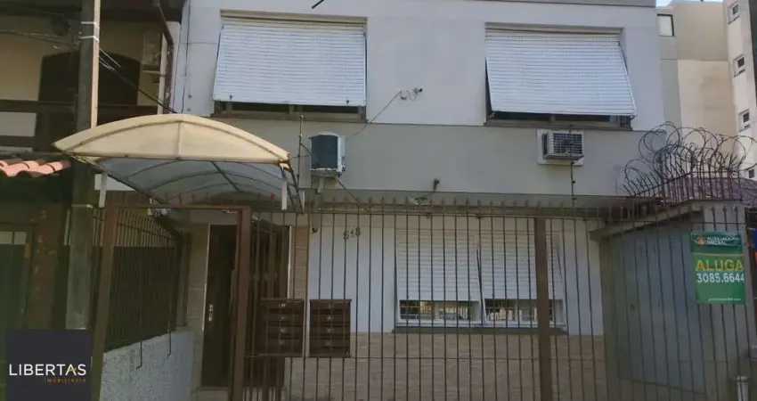 Apartamento térreo, com pátio na Rua Chile Bairro Jardim Botânico,ótimo local