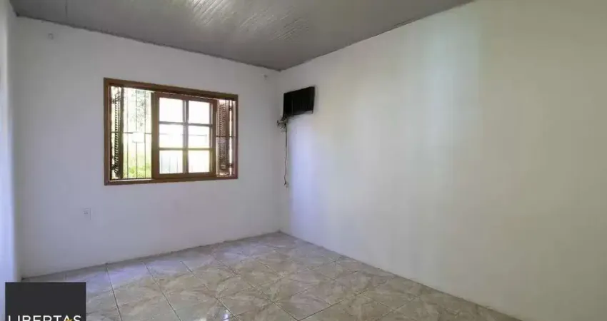 Casa 300m² à Venda na Vila Ipiranga . 2 Quartos, 2 Vagas, Salão e Churrasqueira