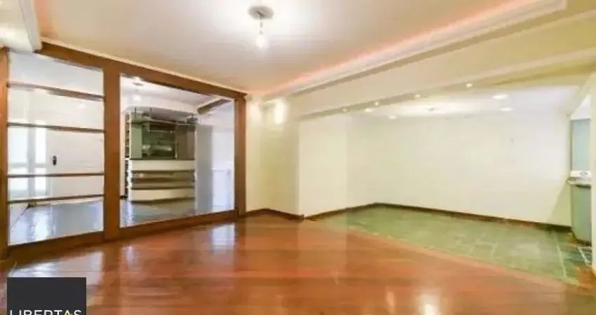 Casa térrea com piscina, jardim e 3 dormitórios Jardim Botanico