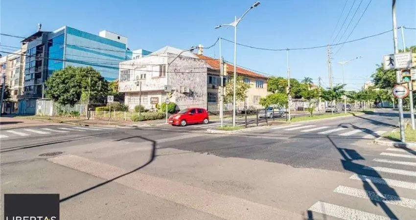 Barracão / Galpão / Depósito à venda na Rua Visconde de Macaé, 76, Cristo Redentor, Porto Alegre