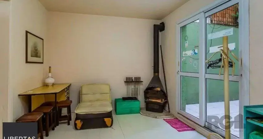 Apartamento térreo com garden na Lucas de Oliveira bairro Petrópolis