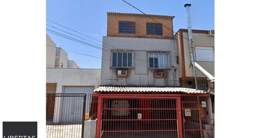 Barracão / Galpão / Depósito à venda na 25 de julho, 269, Santa Maria Goretti, Porto Alegre
