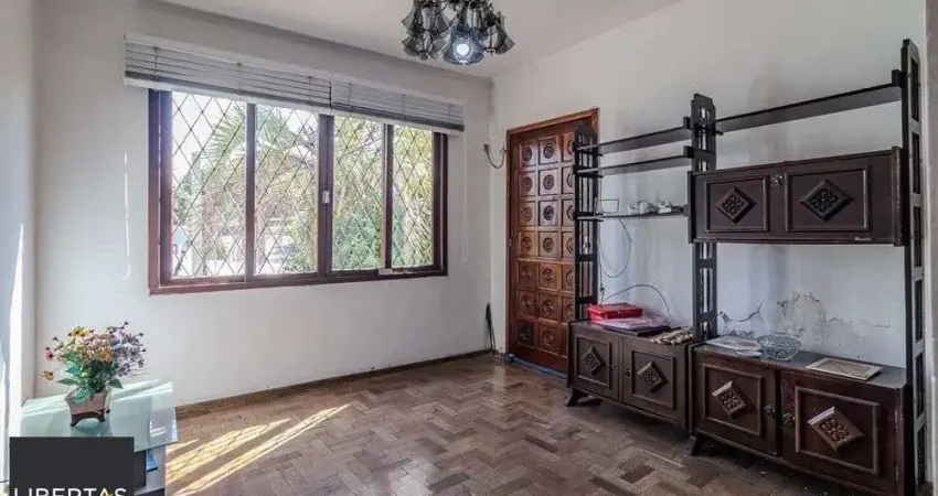 Casa com 6 quartos à venda na Rua Fernando Abbott, 1227, Passo da Areia, Porto Alegre