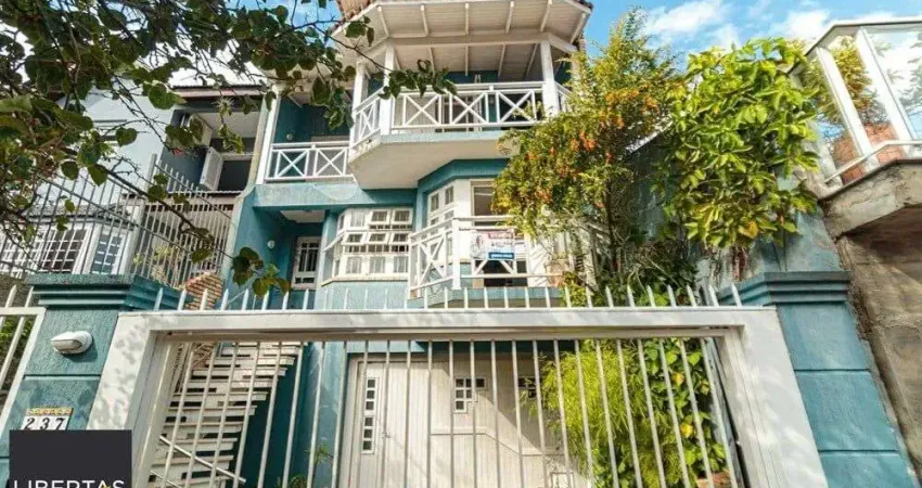 Casa com 4 quartos à venda na Rua João Berutti, 237, Chácara das Pedras, Porto Alegre