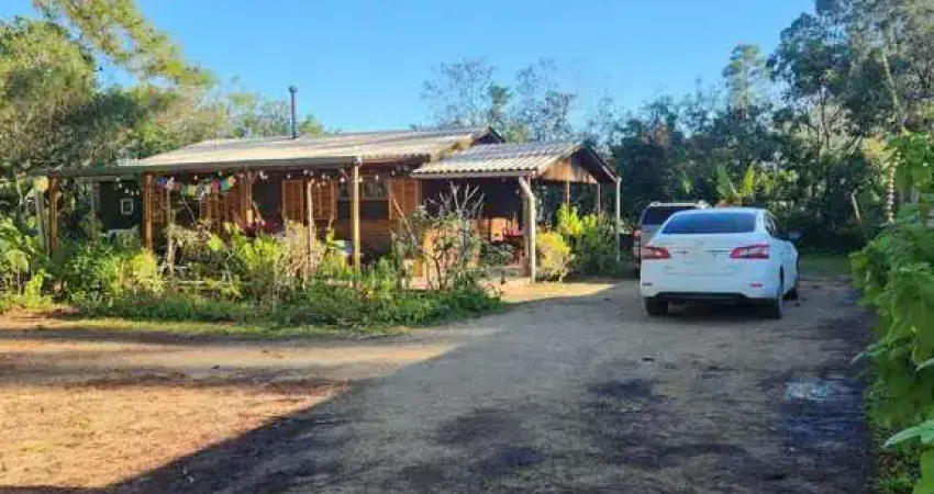 Chácara / sítio com 2 quartos à venda na Rua Lineu Barbosa dos Santos, 440, São Caetano, Porto Alegre