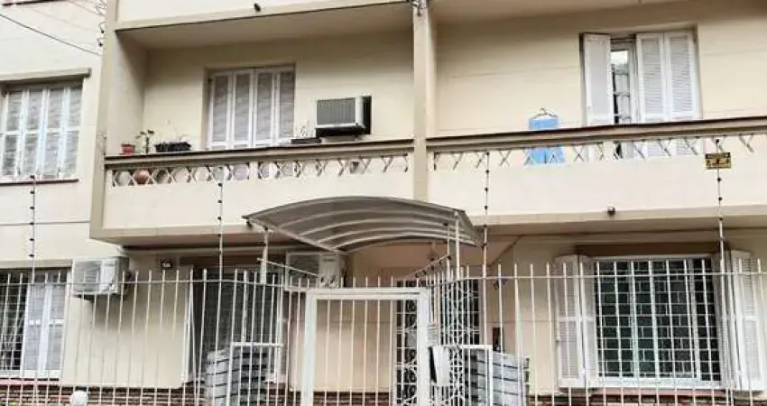 Apartamento de 2 quartos e 2 banheiros no bairro Menino Deus em Porto Alegre