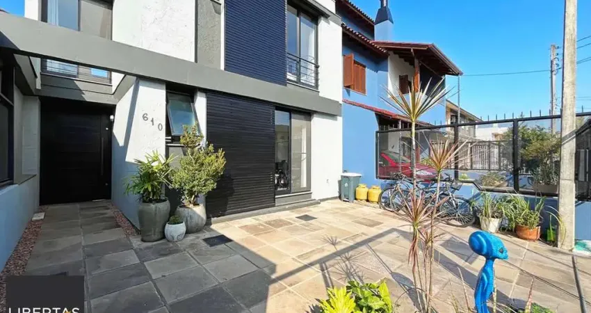 Casa com 3 quartos à venda na Rua Pau Brasil, 610, Hípica, Porto Alegre
