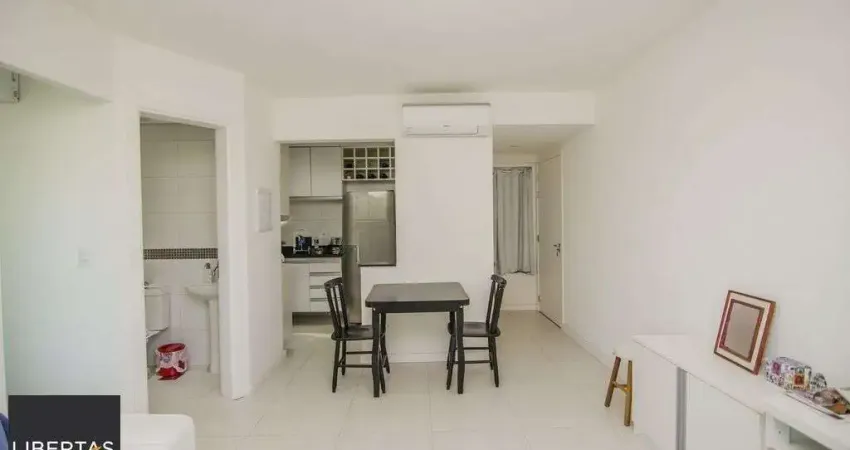 Apartamento mobiliado à venda com 1 dormitório no Mont Serrat