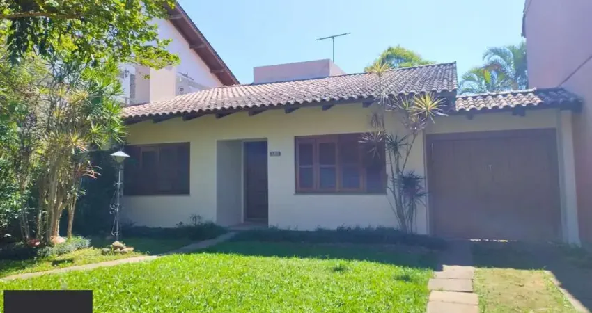 Viva em Ipanema, casa com lareira, churrasqueira e 3 dormitórios